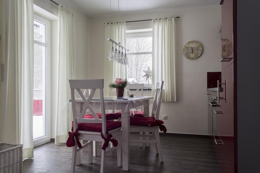 Haus Am Lagunenbad Ferienwohnung Ettelsberg Willingen  Værelse billede